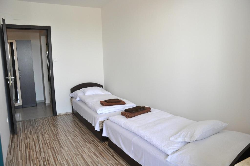 Tisza Palota Apartmanok Szegedin Zimmer foto