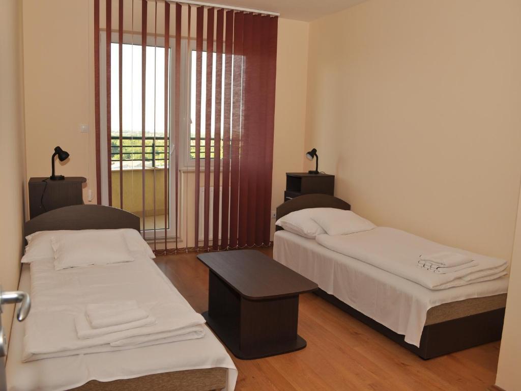 Tisza Palota Apartmanok Szegedin Zimmer foto