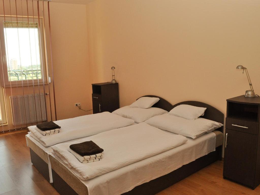 Tisza Palota Apartmanok Szegedin Zimmer foto