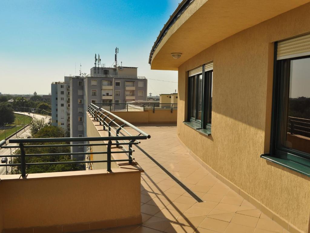 Tisza Palota Apartmanok Szegedin Zimmer foto